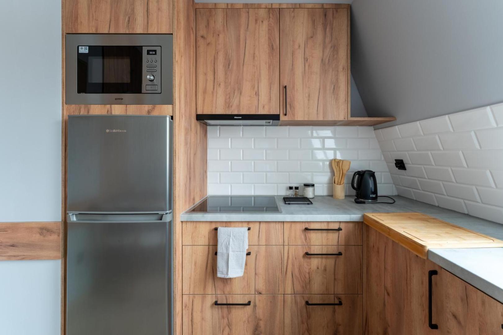Apartament Przy Baszcie - Z Prywatnym Parkingiem W Centrum - By Spaceapart 옐레니아구라 외부 사진